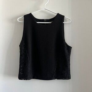 (2PcSet/$40) Banana Republic Black Textured Crop Top Lace Side Panels Size M